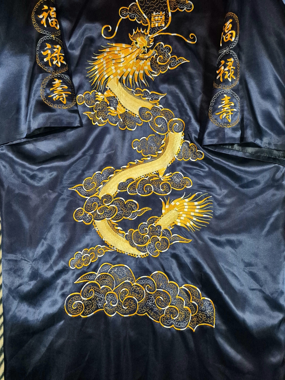 Tangyi Traditional Chinese Satin Embroidered Dragon Kimono Robe